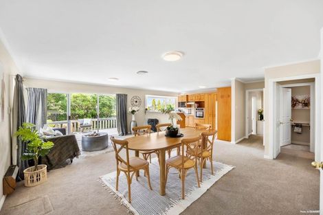 Photo of property in 9 Javelin Place, West Harbour, Auckland, 0618