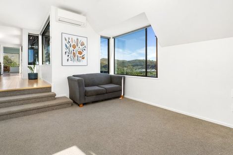 Photo of property in 3 Roland Lane, Mount Pleasant, Christchurch, 8081