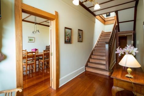 Photo of property in 5 Seaview Terrace, Bluff Hill, Napier, 4110