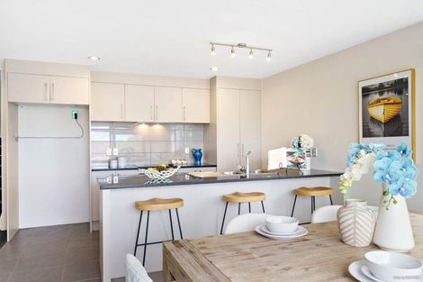 Photo of property in 69 Kirikiri Drive, Papakura, 2110