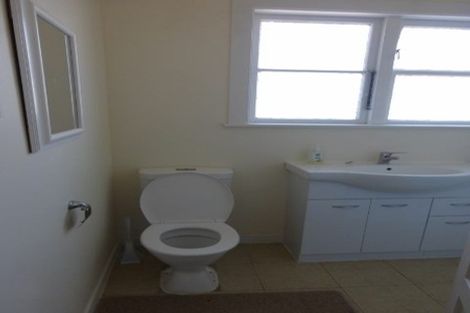 Photo of property in 6 Christian Street, Bryndwr, Christchurch, 8053