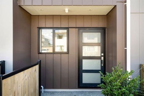 Photo of property in 13 Eileen Newey Place, Henderson, Auckland, 0612