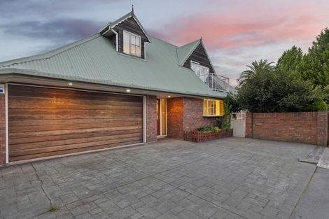 Photo of property in 2 Curletts Road, Sockburn, Christchurch, 8042