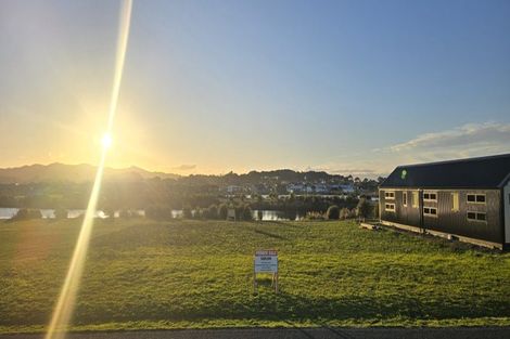 Photo of property in 106 Takapu Close, Matarangi, 3592