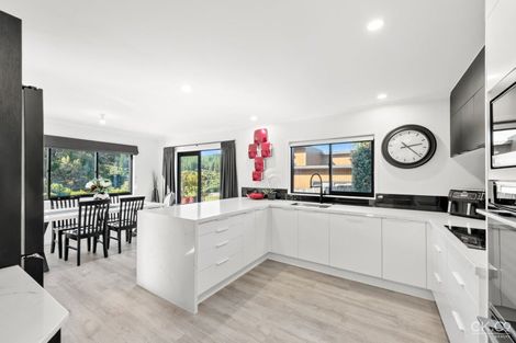 Photo of property in 15 Frankie Stevens Place, Riverstone Terraces, Upper Hutt, 5018