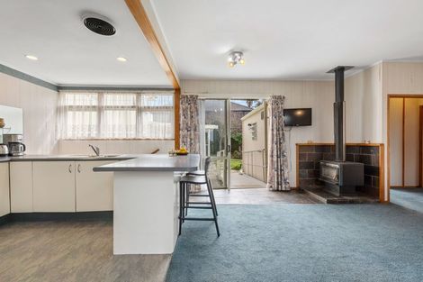 Photo of property in 34 Bucklands Beach Road, Bucklands Beach, Auckland, 2012