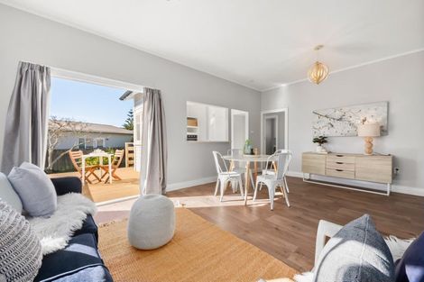 Photo of property in 5 York Street, Moera, Lower Hutt, 5010