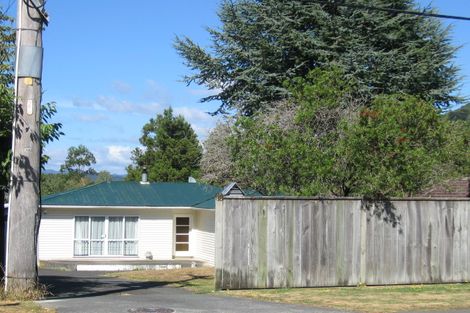 Photo of property in 18 Gillespies Road, Birchville, Upper Hutt, 5018