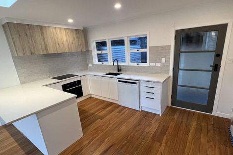 Photo of property in 3/4 Birchfield Road, Hauraki, Auckland, 0622