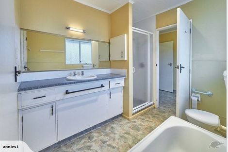 Photo of property in 349 College Street, West End, Palmerston North, 4410