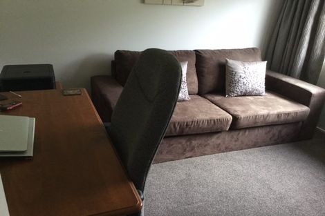 Photo of property in 118 Lakeside Drive, Orewa, 0931