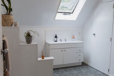 Photo of property in 7 Matai Road, Raumati South, Paraparaumu, 5032