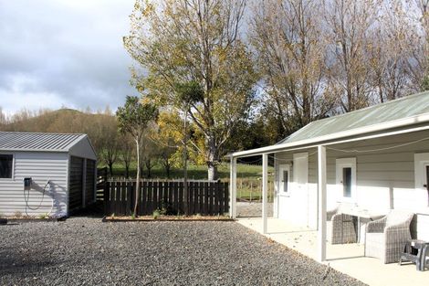Photo of property in 11 Waihi Falls Road, Waione, Dannevirke, 4971