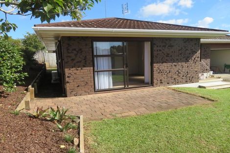 Photo of property in 1/42 Abercrombie Street, Howick, Auckland, 2014