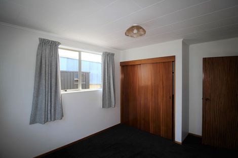 Photo of property in 32 Ure Street, South Hill, Oamaru, 9400