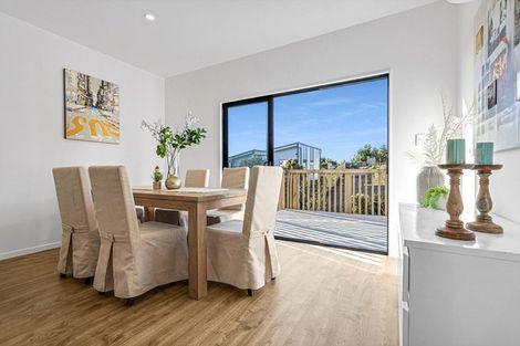 Photo of property in 9a Putiputi Way, Papakura, 2110