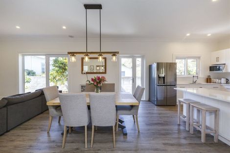 Photo of property in 32 Manson Street, Terrace End, Palmerston North, 4410