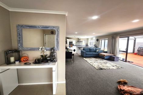 Photo of property in 3 Beros Place, Flat Bush, Auckland, 2016