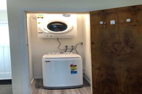 Photo of property in 4 Glen Alton Avenue, Paparangi, Wellington, 6037