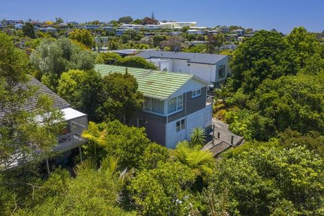 Photo of property in 65 Braemar Road, Castor Bay, Auckland, 0620