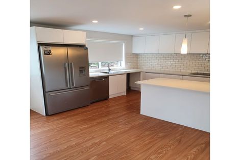 Photo of property in 29/7 Neal Avenue, Glenfield, Auckland, 0629