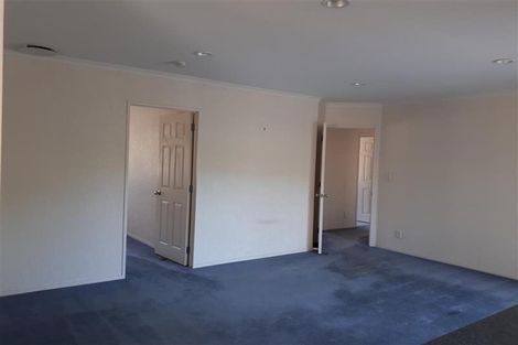 Photo of property in 25 Sample Road, Albany, Auckland, 0632