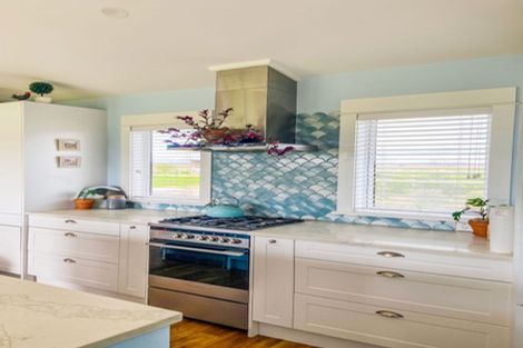 Photo of property in 35 Sears Road, Meeanee, Napier, 4183