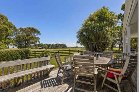 Photo of property in 90 Wirihana Road, Hawera, 4674