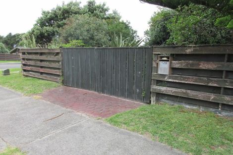 Photo of property in 120 Tutere Street, Waikanae Beach, Waikanae, 5036