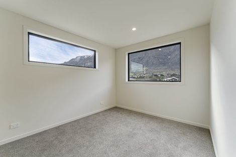 Photo of property in 104 Spur Ridge Rise, Jacks Point, 9371