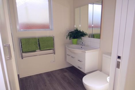 Photo of property in 1/204 Woodham Road, Linwood, Christchurch, 8062