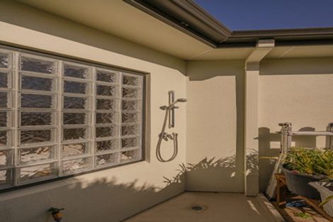 Photo of property in 69 Centennial Drive, Whitianga, 3510