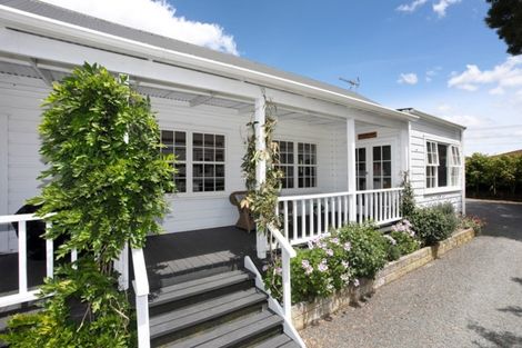 Photo of property in 38 Grey Street, Marton, 4710