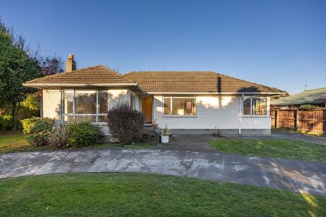Photo of property in 14 Withells Road, Avonhead, Christchurch, 8042