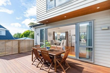 Photo of property in 38a Mark Edward Drive, Half Moon Bay, Auckland, 2012