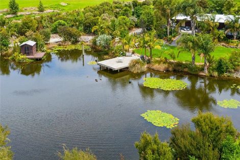 Photo of property in 173b Tara Road, Mangawhai, 0573