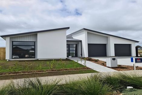 Photo of property in 10 Stanton House Road, Paerata, Pukekohe, 2124