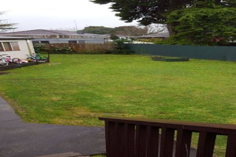 Photo of property in 27 Astor Place, Manurewa, Auckland, 2102