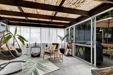 Photo of property in 15a Thames Street, Welbourn, New Plymouth, 4310