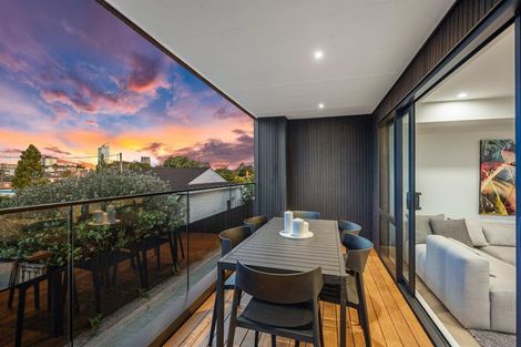 Photo of property in 13c Dominion Street, Takapuna, Auckland, 0622