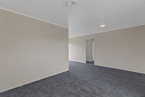 Photo of property in 2/24 Horlicks Place, Randwick Park, Auckland, 2105