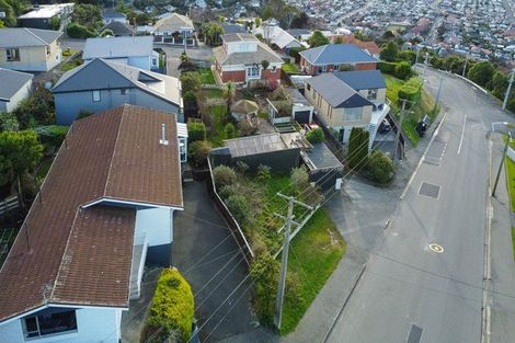 Photo of property in 11 Earls Road, Saint Clair, Dunedin, 9012