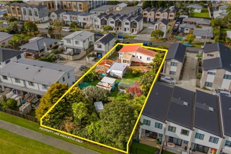 Photo of property in 13 Arney Road, Ranui, Auckland, 0612