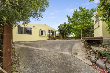 Photo of property in 18 Main Road, Waikanae, 5036