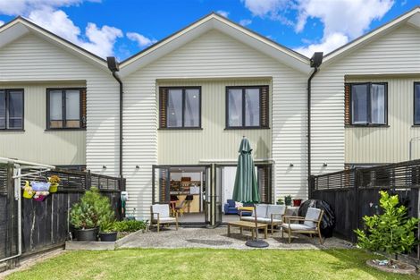 Photo of property in 5/11 The Avenue, Albany, Auckland, 0632