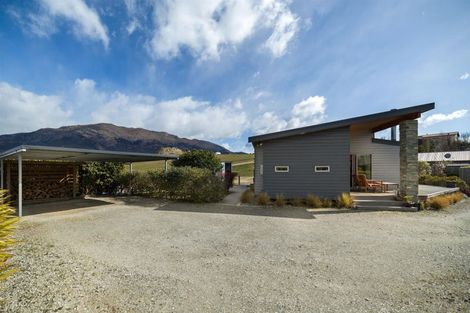 Photo of property in 56 Charles Court, Lake Hawea, Wanaka, 9382