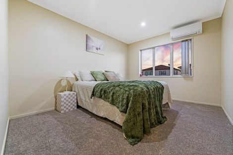 Photo of property in 6 Magnolia Place, Flat Bush, Auckland, 2016