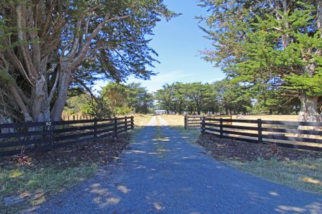 Photo of property in 92 Chester Road, Tawa, Wellington, 5028