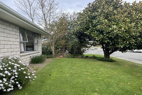 Photo of property in 2/10 Urella Place, Spreydon, Christchurch, 8024