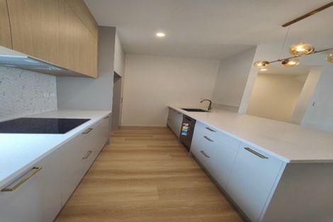 Photo of property in 16 Papa Takaro Lane, Flat Bush, Auckland, 2019